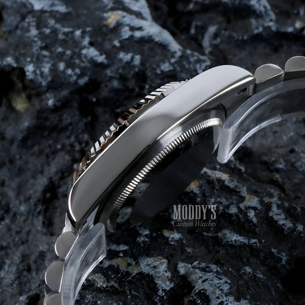 Seikojust | Classic Black