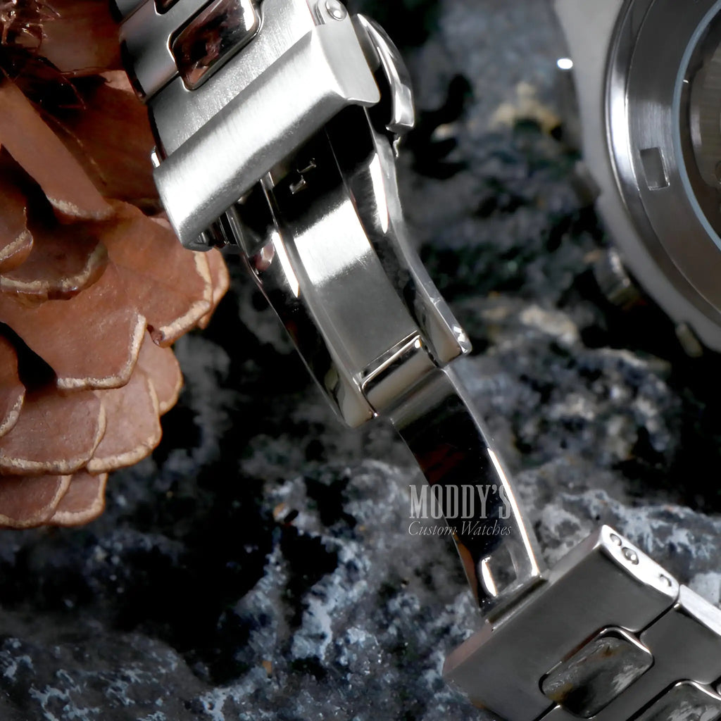 Nautiko |  Olive Green Open Movement