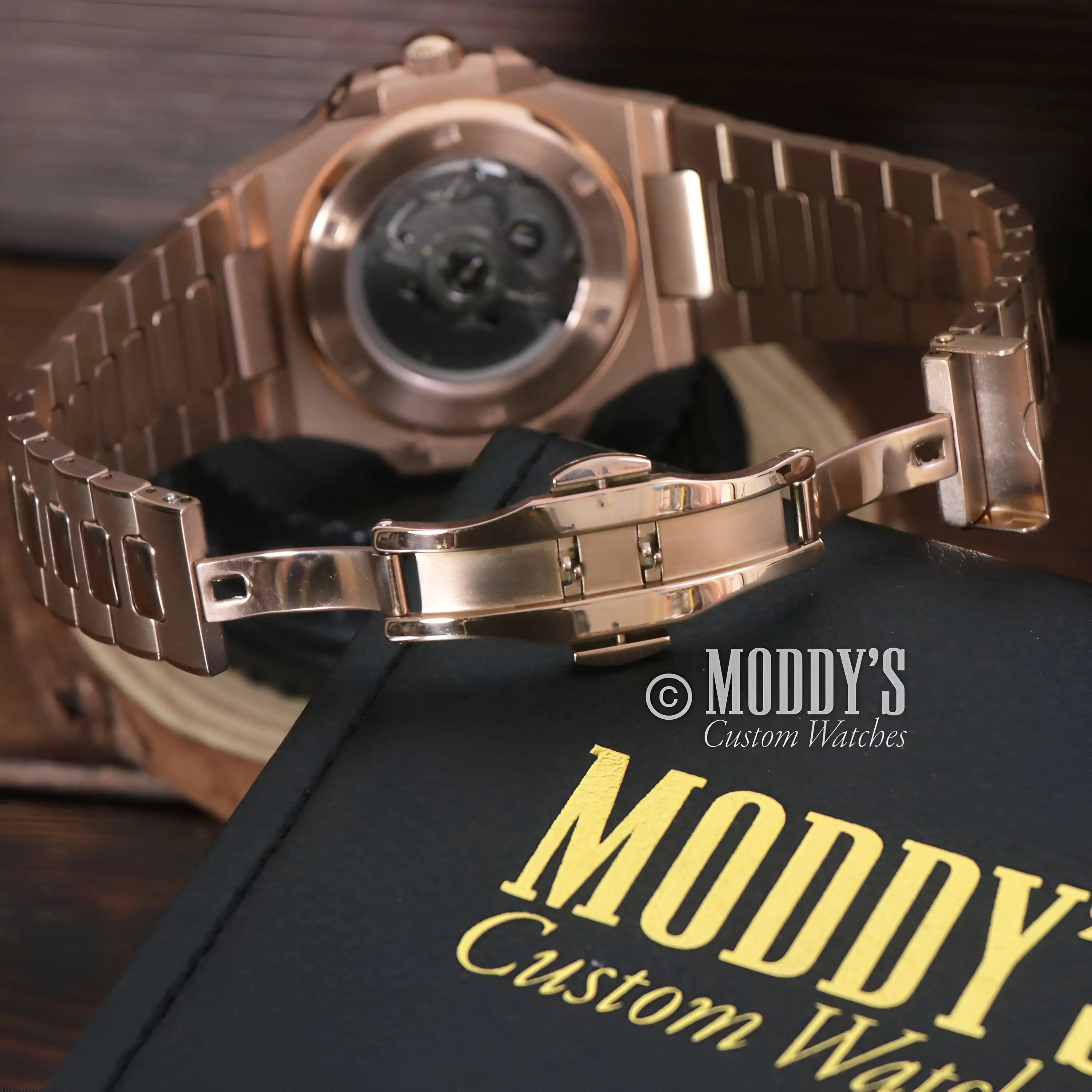 Nautiko | Rose Gold Black