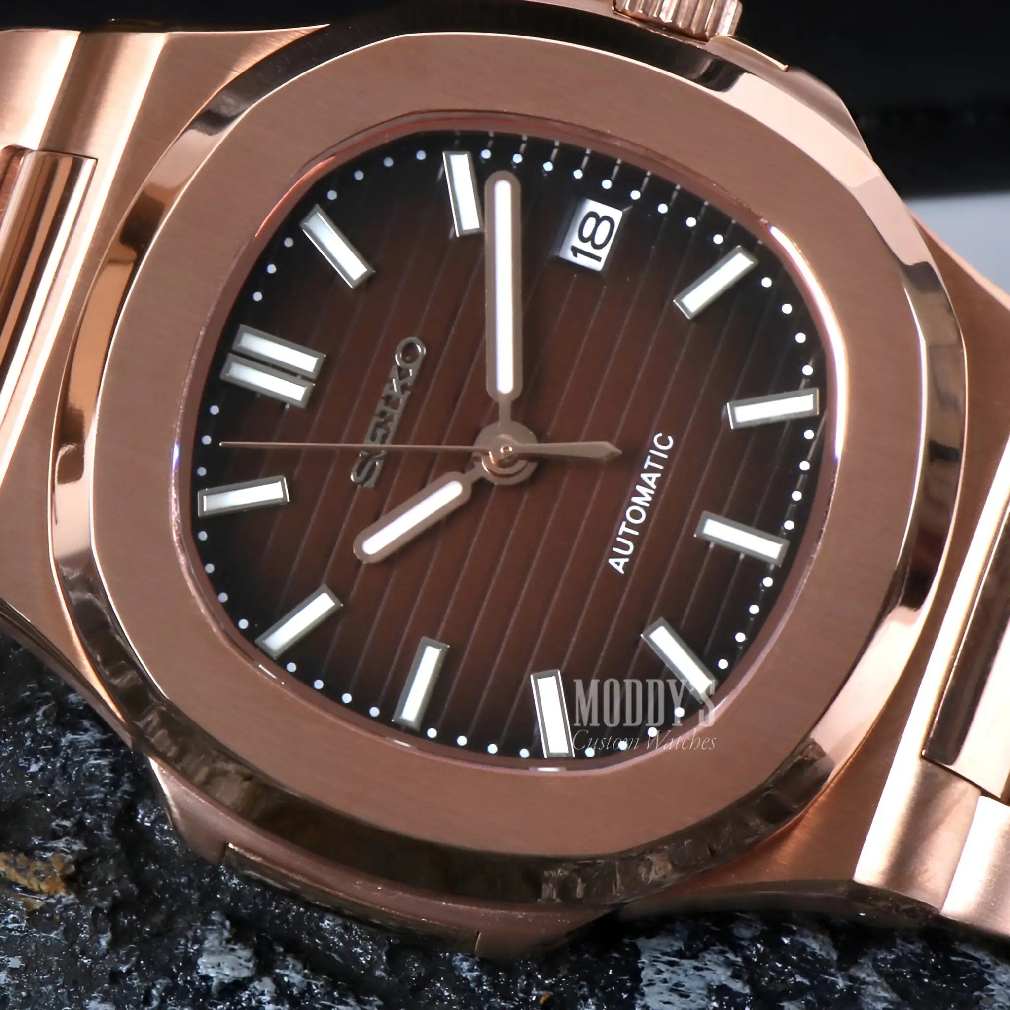 Nautiko | Rose Gold Brown