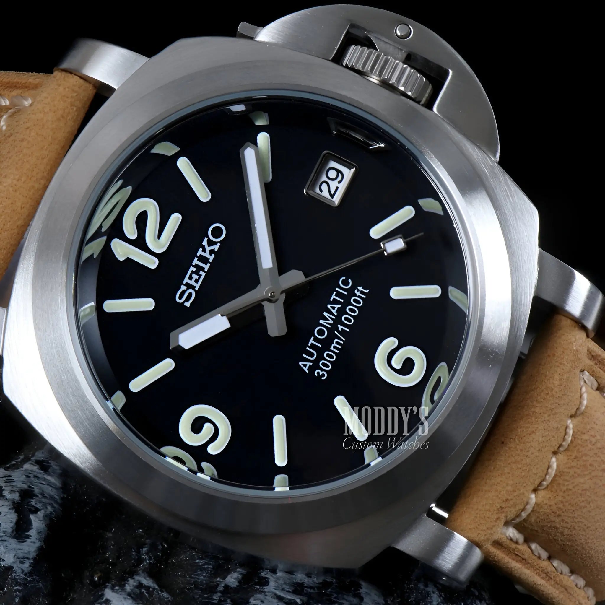 Paneiko | Sand Leather