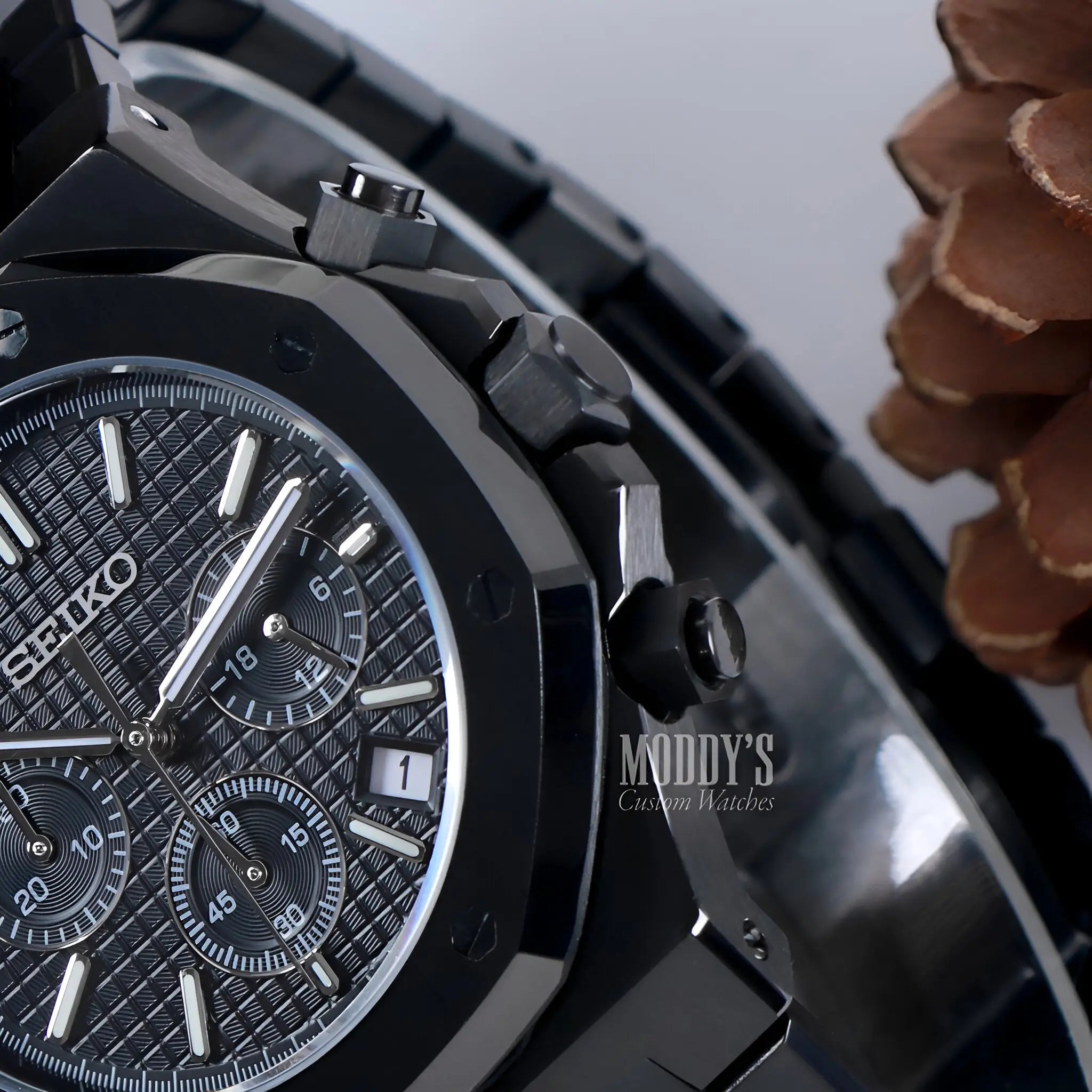 Royal Seikoak | Chrono Triple Black