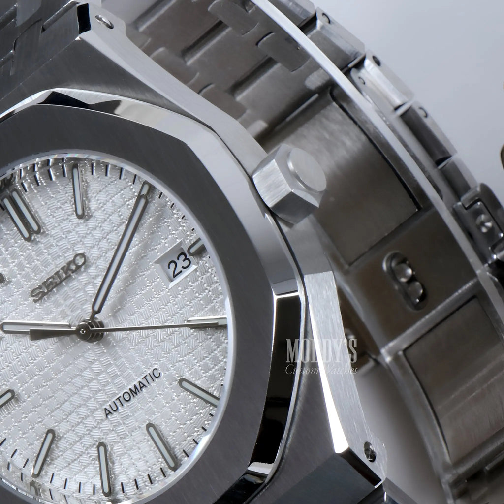 Royal Seikoak | White