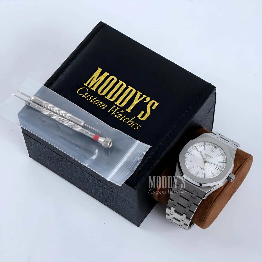 Royal Seikoak | White